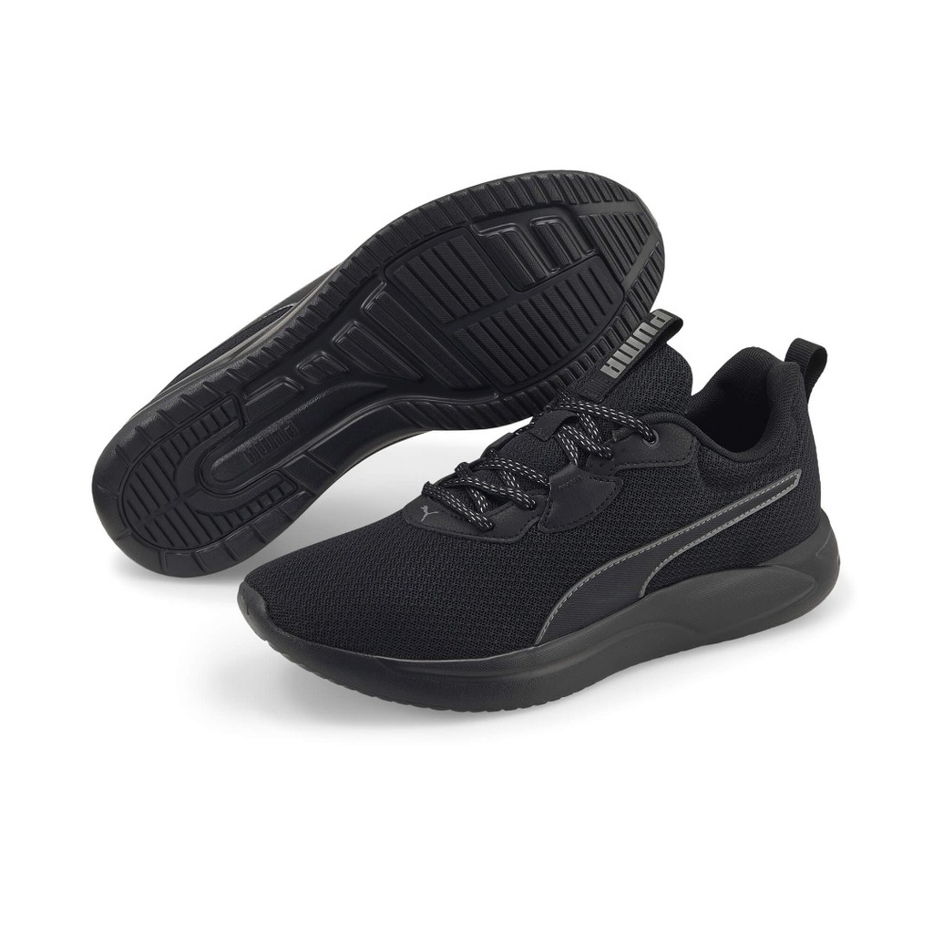 Кросівки PUMA RESOLVE SMOOTH 37621901