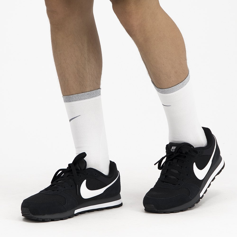 Кросівки бігові NIKE MD RUNNER 2 749794-010