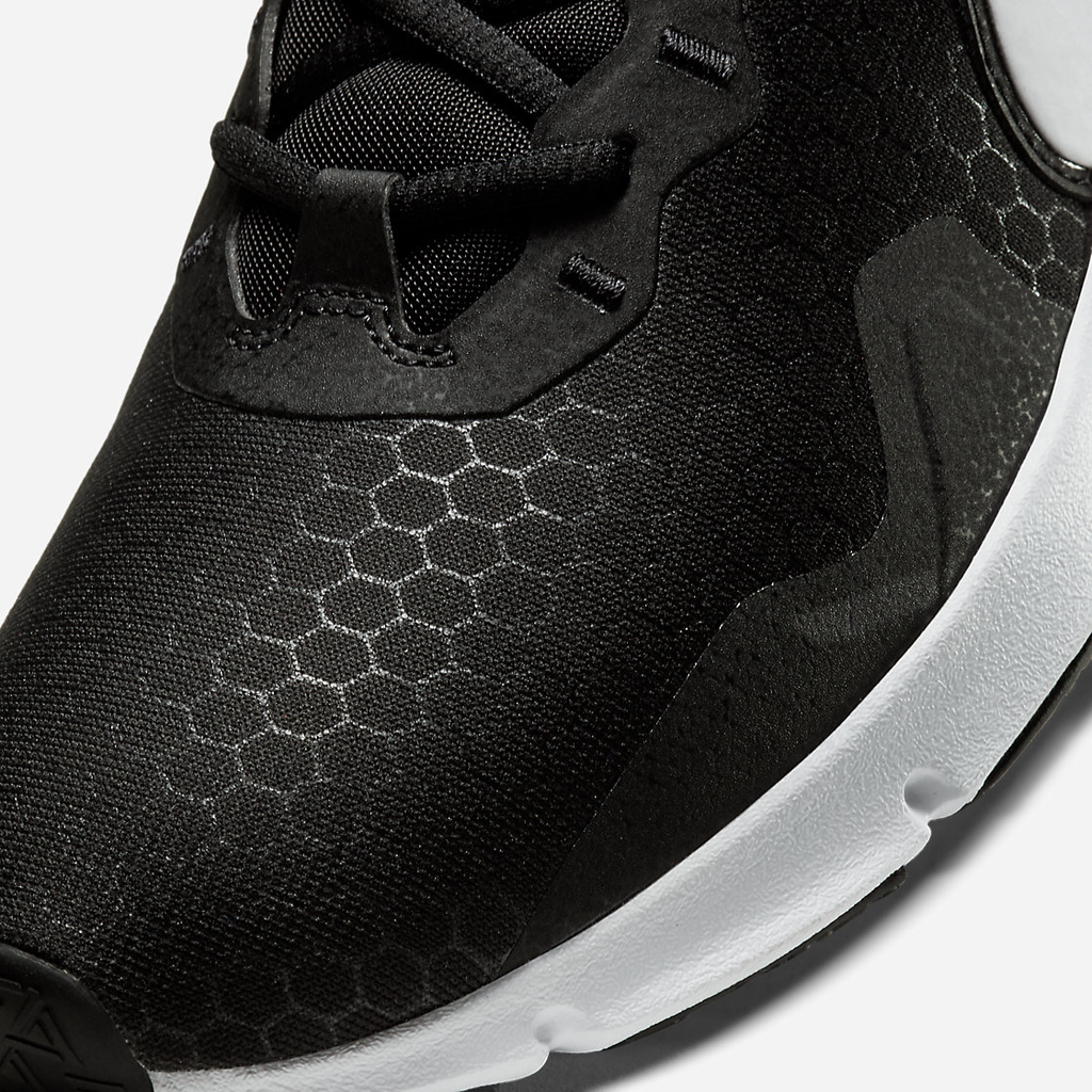 Кросівки для тренування NIKE LEGEND ESSENTIAL 2 CQ9356-001