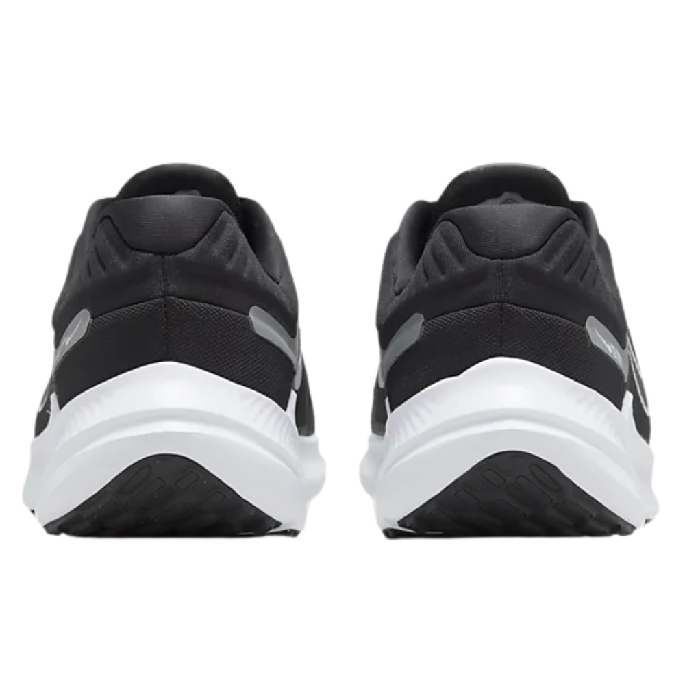 Чоловічі бігові кросівки NIKE QUEST 5 DD0204-001