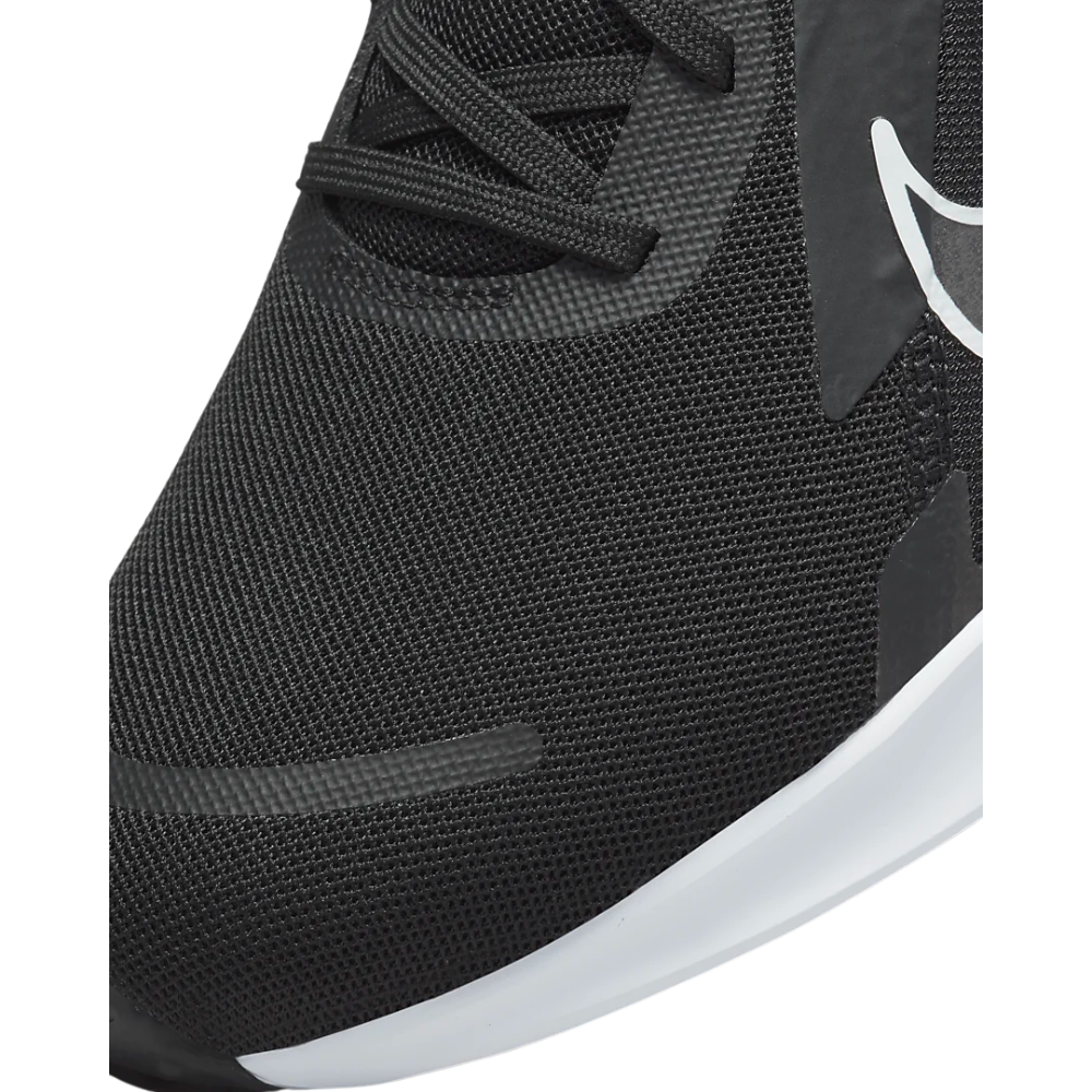 Чоловічі бігові кросівки NIKE QUEST 5 DD0204-001