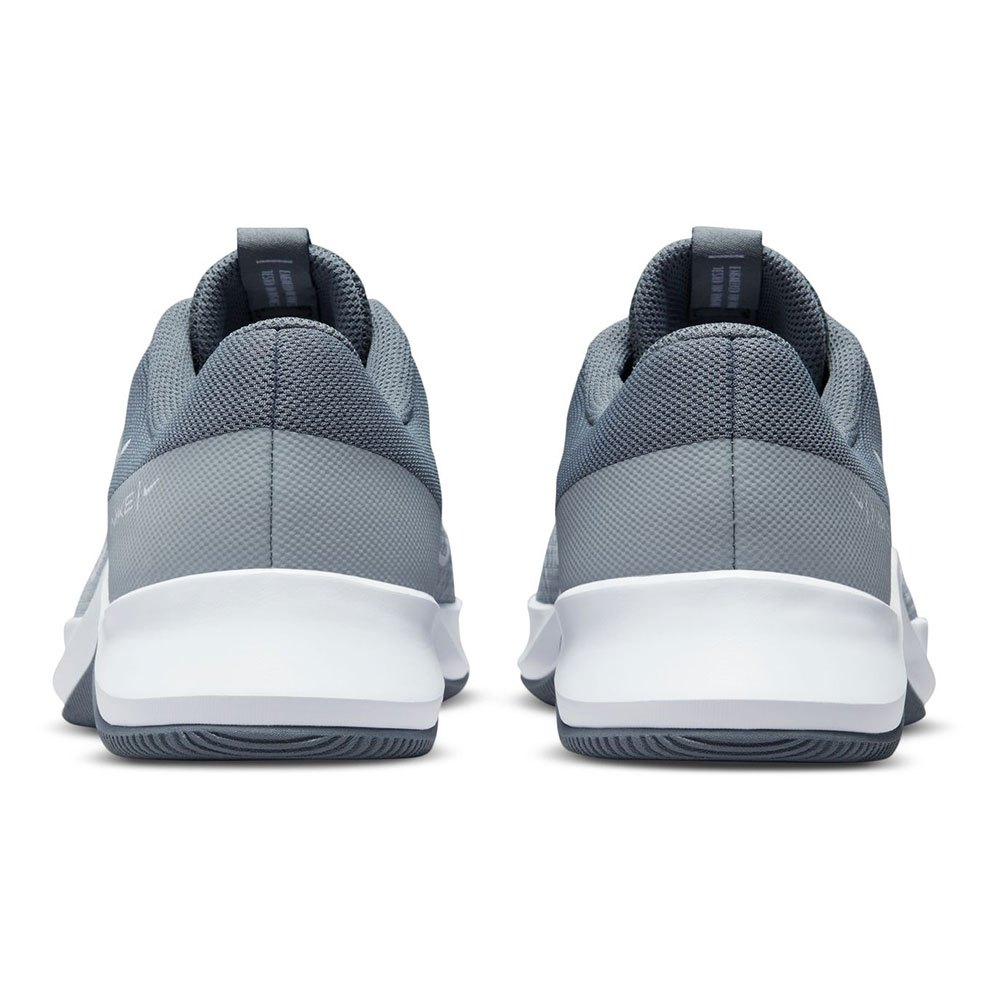 Чоловічі тренування кросівки NIKE MC TRAINER 2 DM0823-004