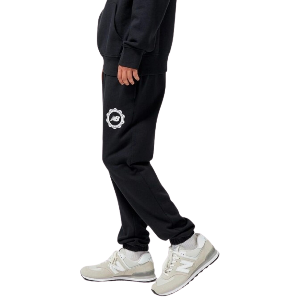 Чоловічі спортивні штани New Balance Sport Seasonal MP31902BK