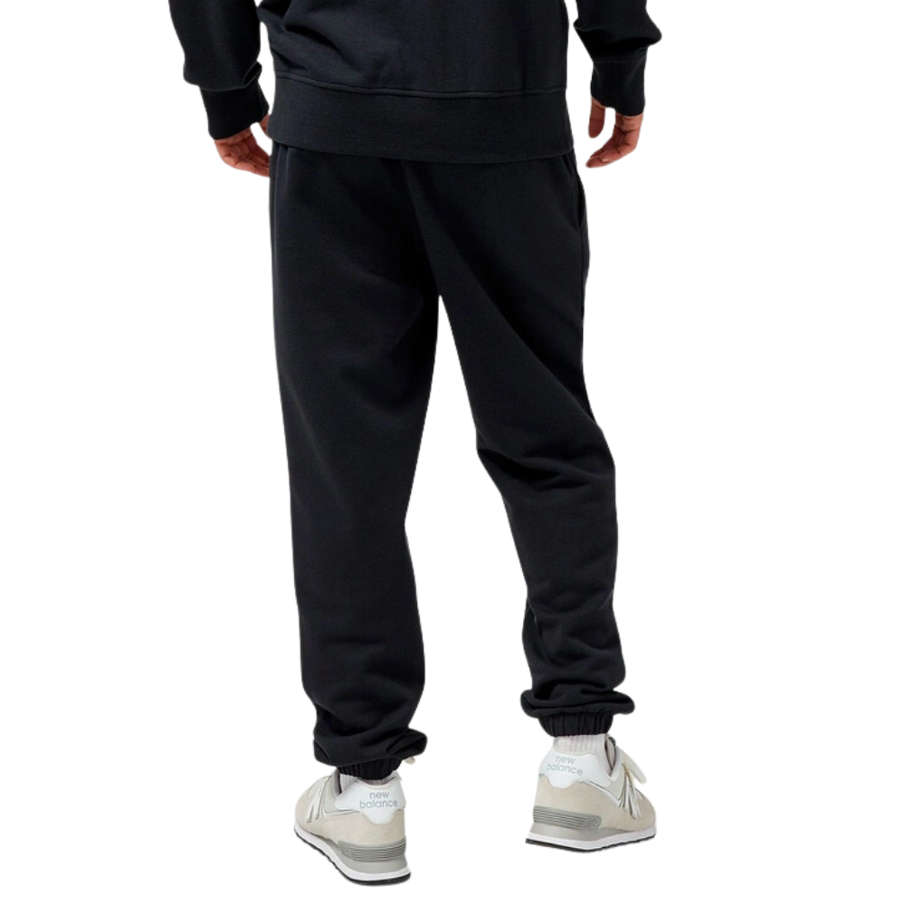 Чоловічі спортивні штани New Balance Sport Seasonal MP31902BK