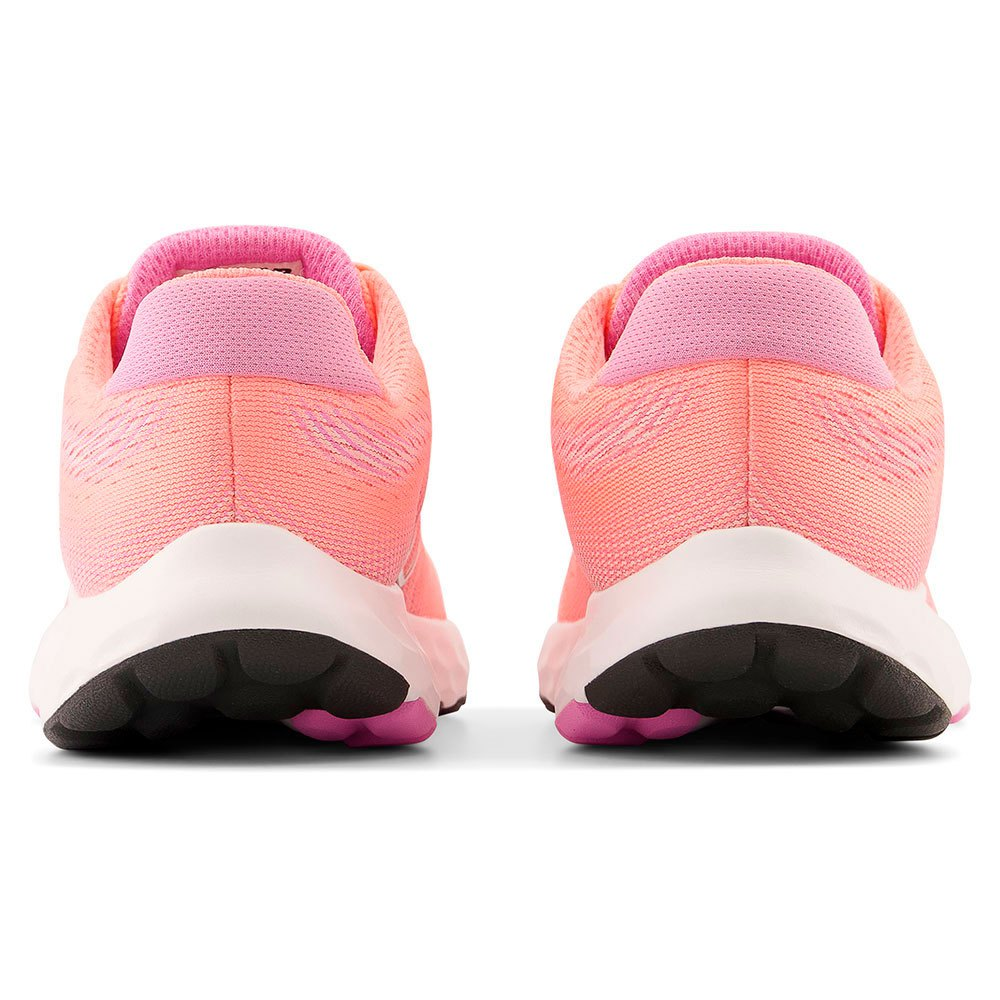 Жіночі бігові кросівки New Balance 520 V W520CP8