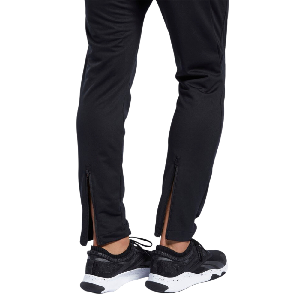 Чоловічі штани REEBOK ID TRAIN KNIT PANT FJ4057