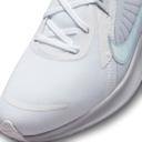 Жіночі бігові кросівки NIKE QUEST 5 DD9291-100