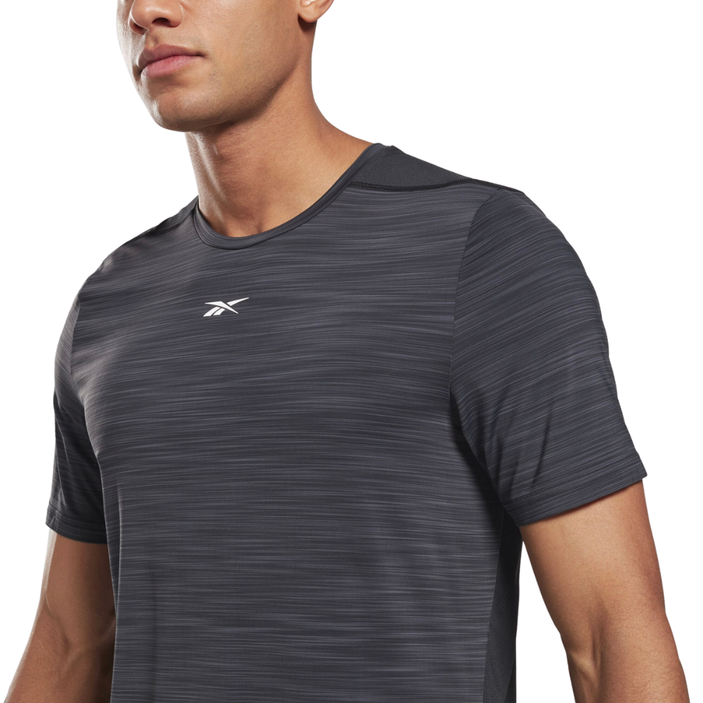 Футболка чоловіча Reebok TECH STYLE ACTIVCHILL MOVE GT5726