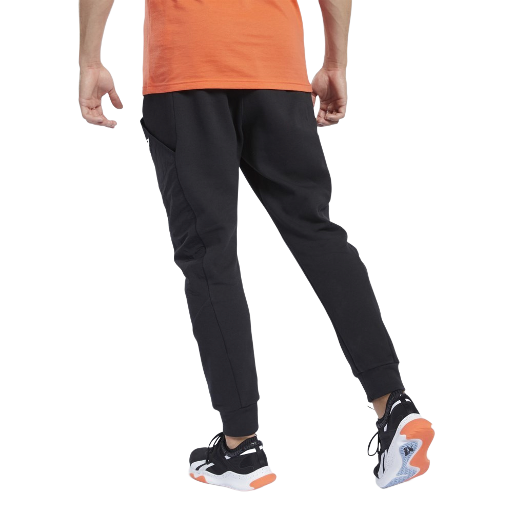 Чоловічі спортивні штани Reebok TRAINING SUPPLY FJ4608