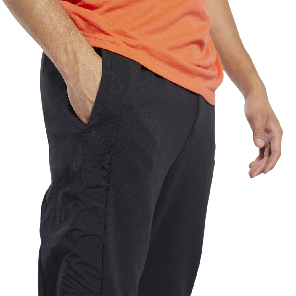 Чоловічі спортивні штани Reebok TRAINING SUPPLY FJ4608
