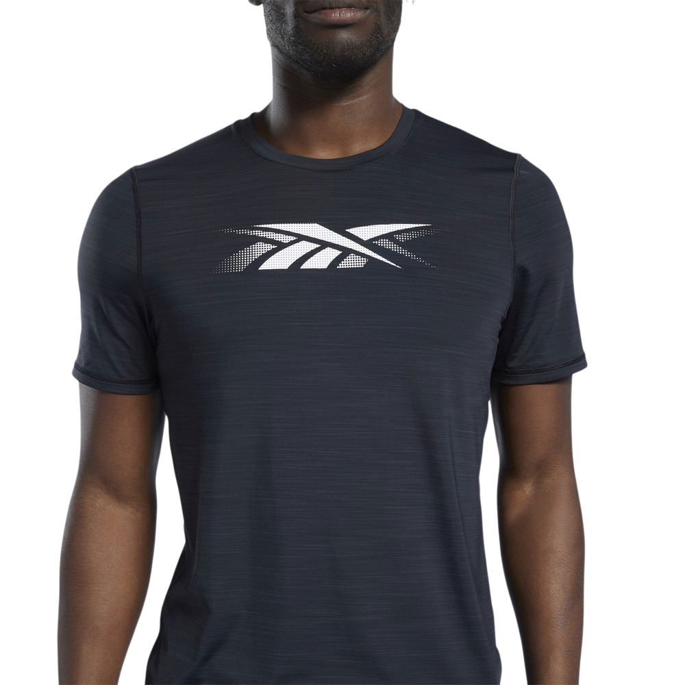 Чоловіча футболка  Reebok Running Activchill Graphic GT5714