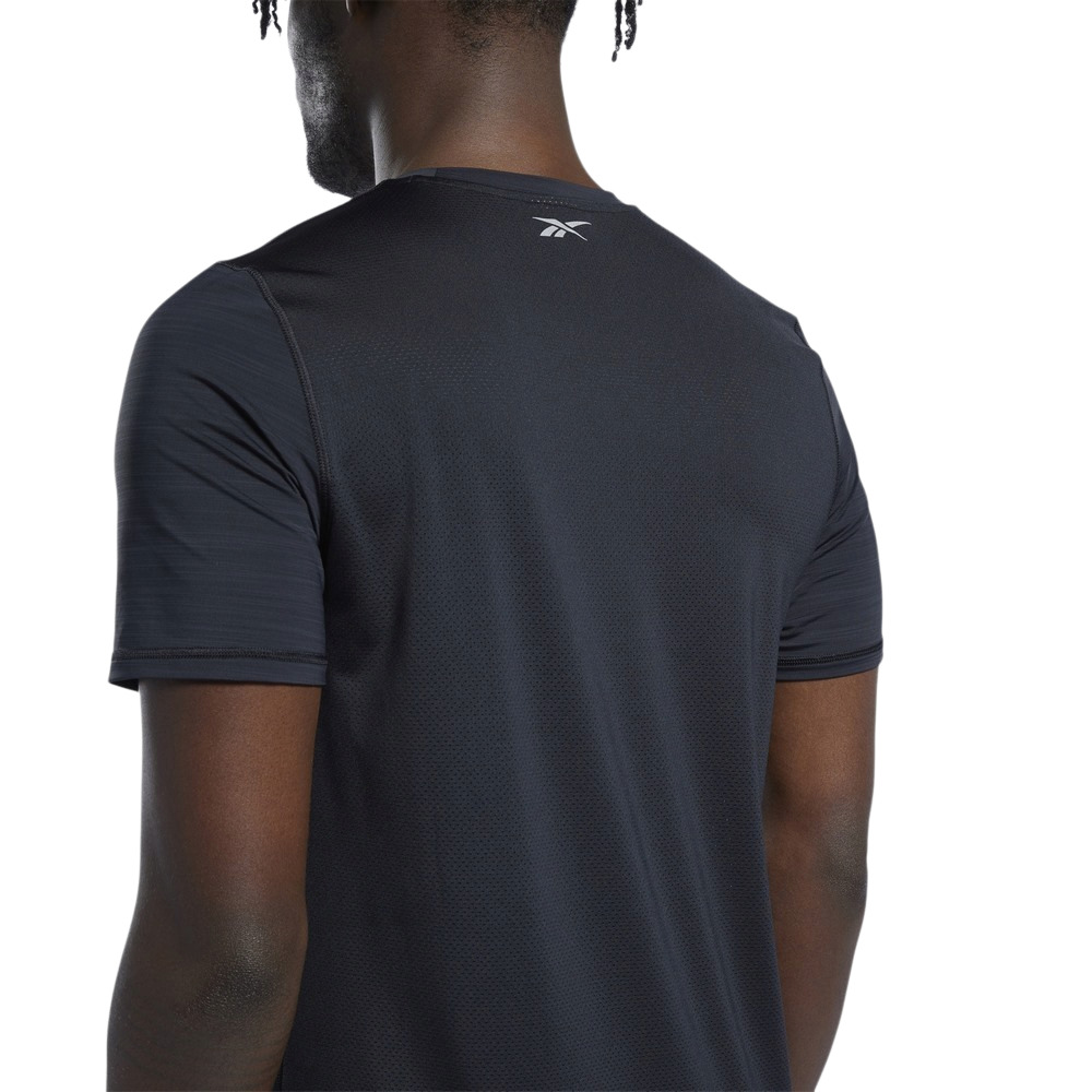 Чоловіча футболка  Reebok Running Activchill Graphic GT5714