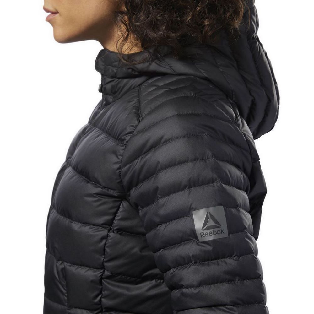 Жіночий пуховик Reebok OUTDOOR. ПУХОВИК OUTDOOR CD7942