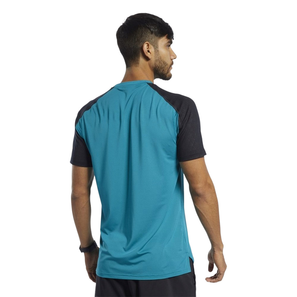 Чоловіча спортивна футболка Reebok SMARTVENT FK6346