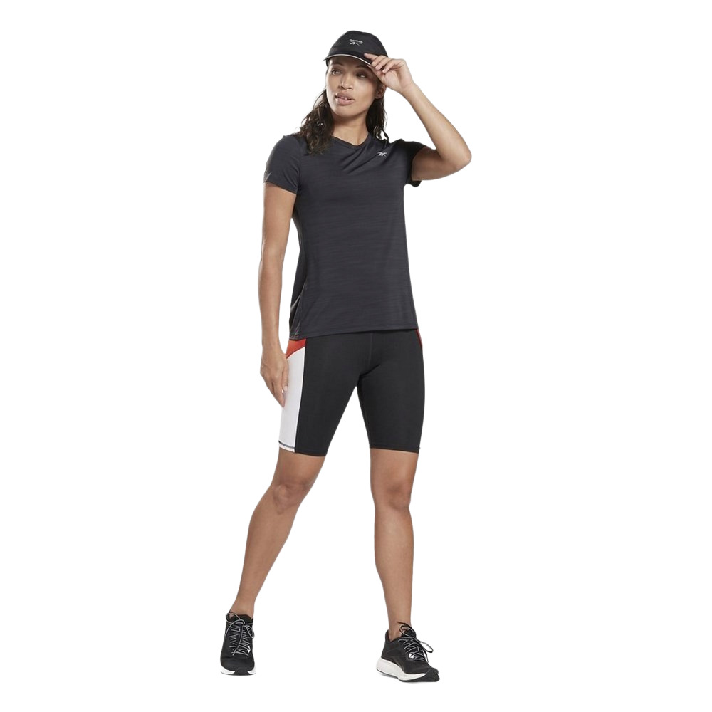 Жіноча спортивна футболка Reebok ONE SERIES RUNNING ACTIVCHILL FL0081