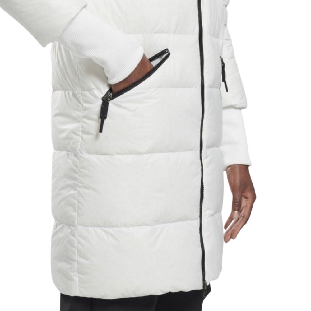 Жіноча куртка Reebok OUTERWEAR CORE FU1695