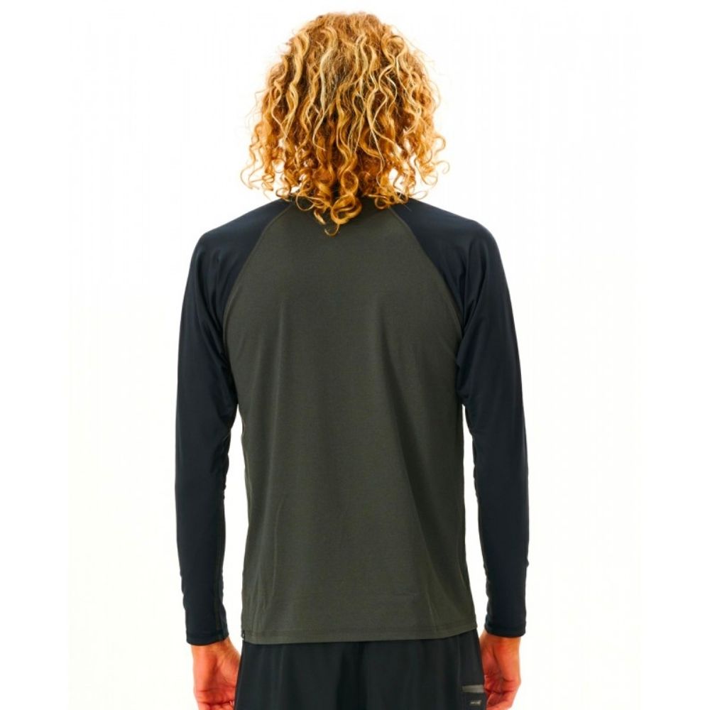 Гідрофутболка чоловіча Rip Curl SHOCKWAVES L/S 12MMRV-3442