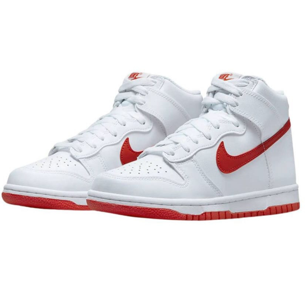 Жіночі повсякденні кросівки NIKE Dunk High White DB2179-111
