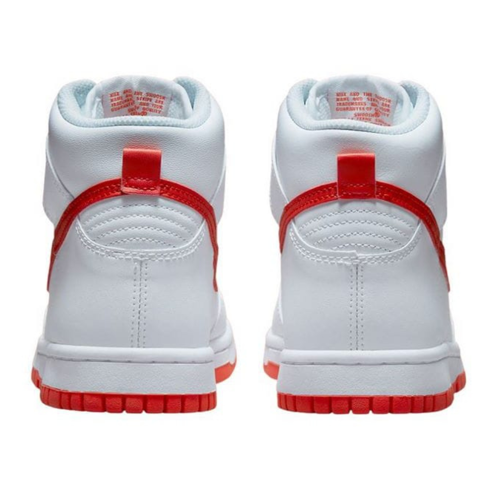 Жіночі повсякденні кросівки NIKE Dunk High White DB2179-111