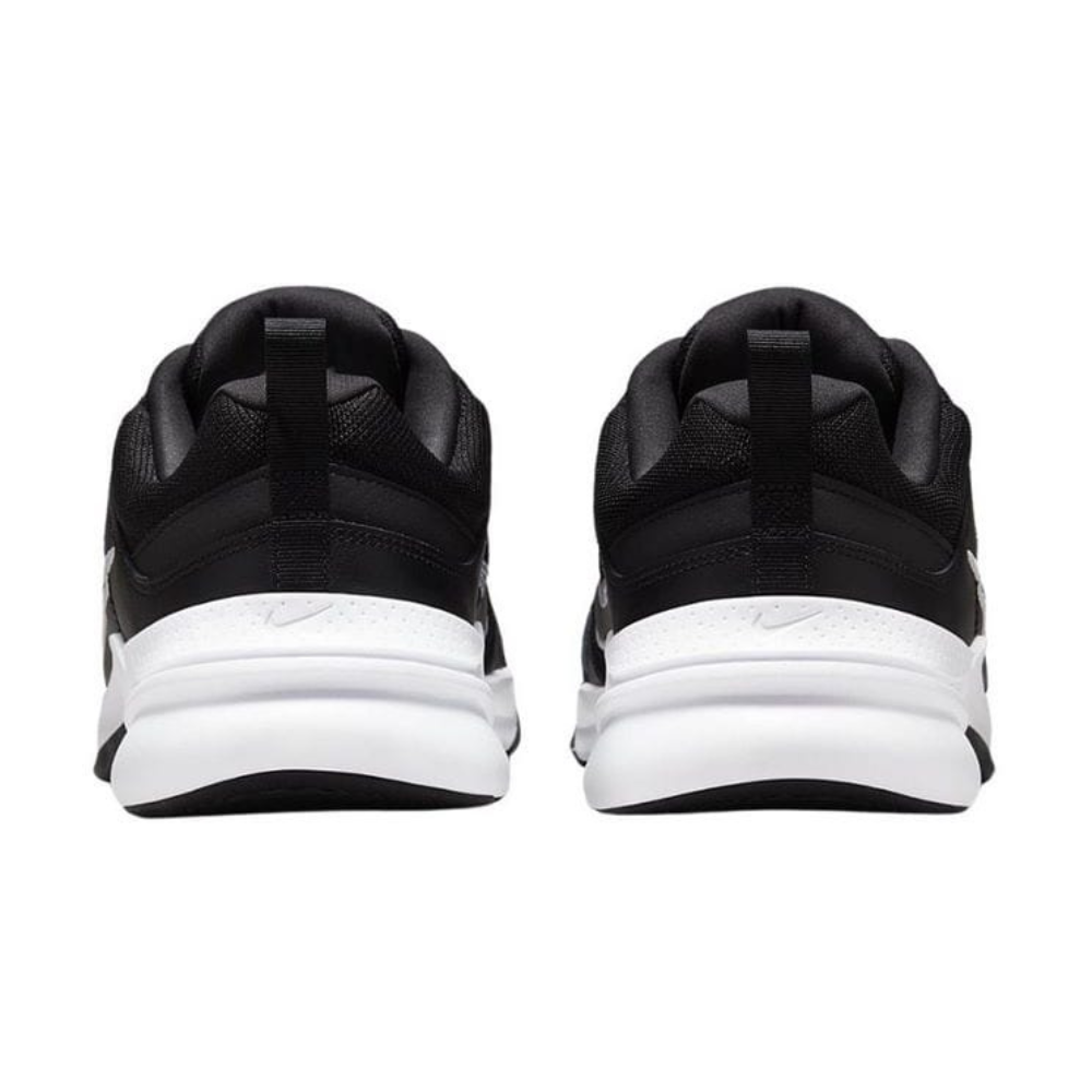 Чоловічі повсякденні кросівки NIKE DEFYALLDAY DM7564-001