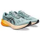 Чоловічі бігові кросівки Asics NOVABLAST™ 3 1011B458-404