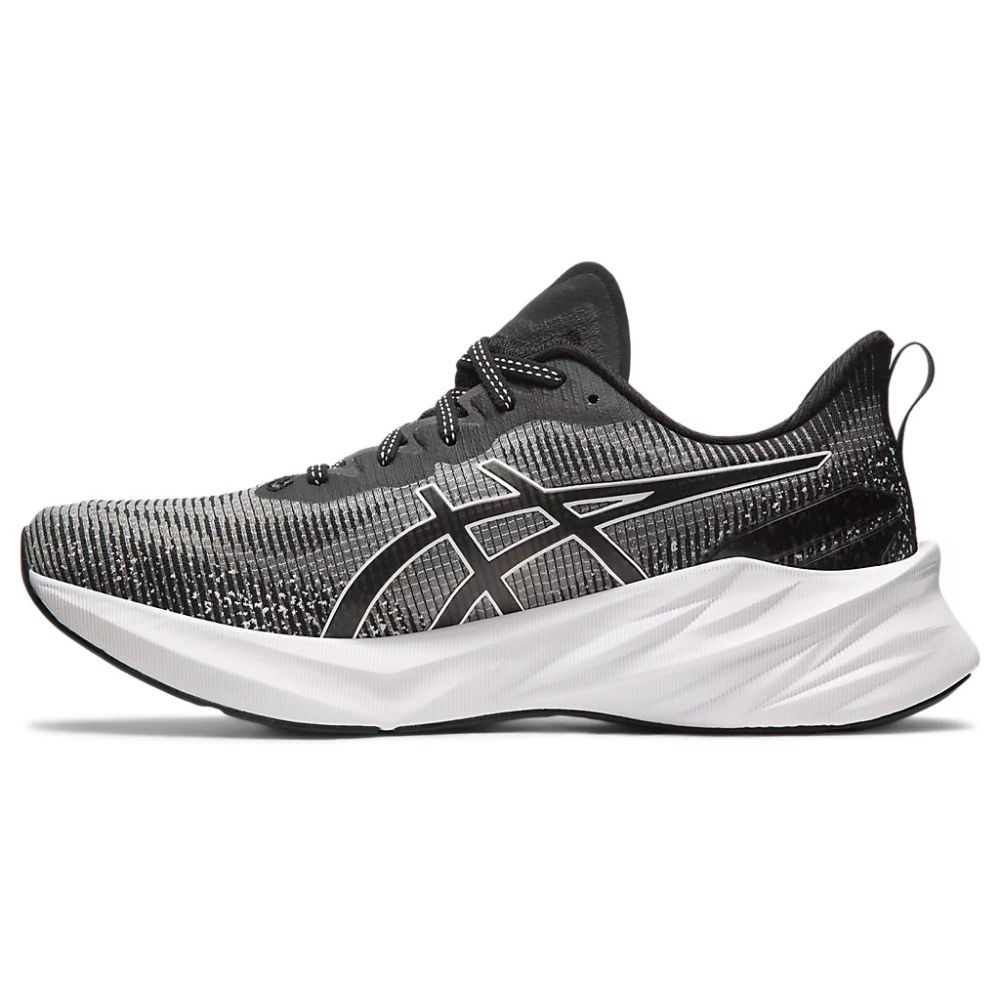 Чоловічі бігові кросівки Asics NOVABLAST 3 LE 1011B591-001