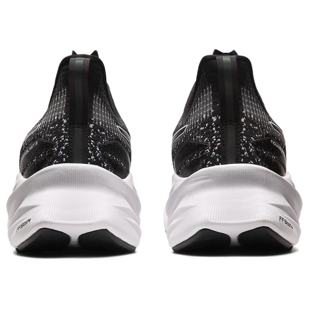 Чоловічі бігові кросівки Asics NOVABLAST 3 LE 1011B591-001