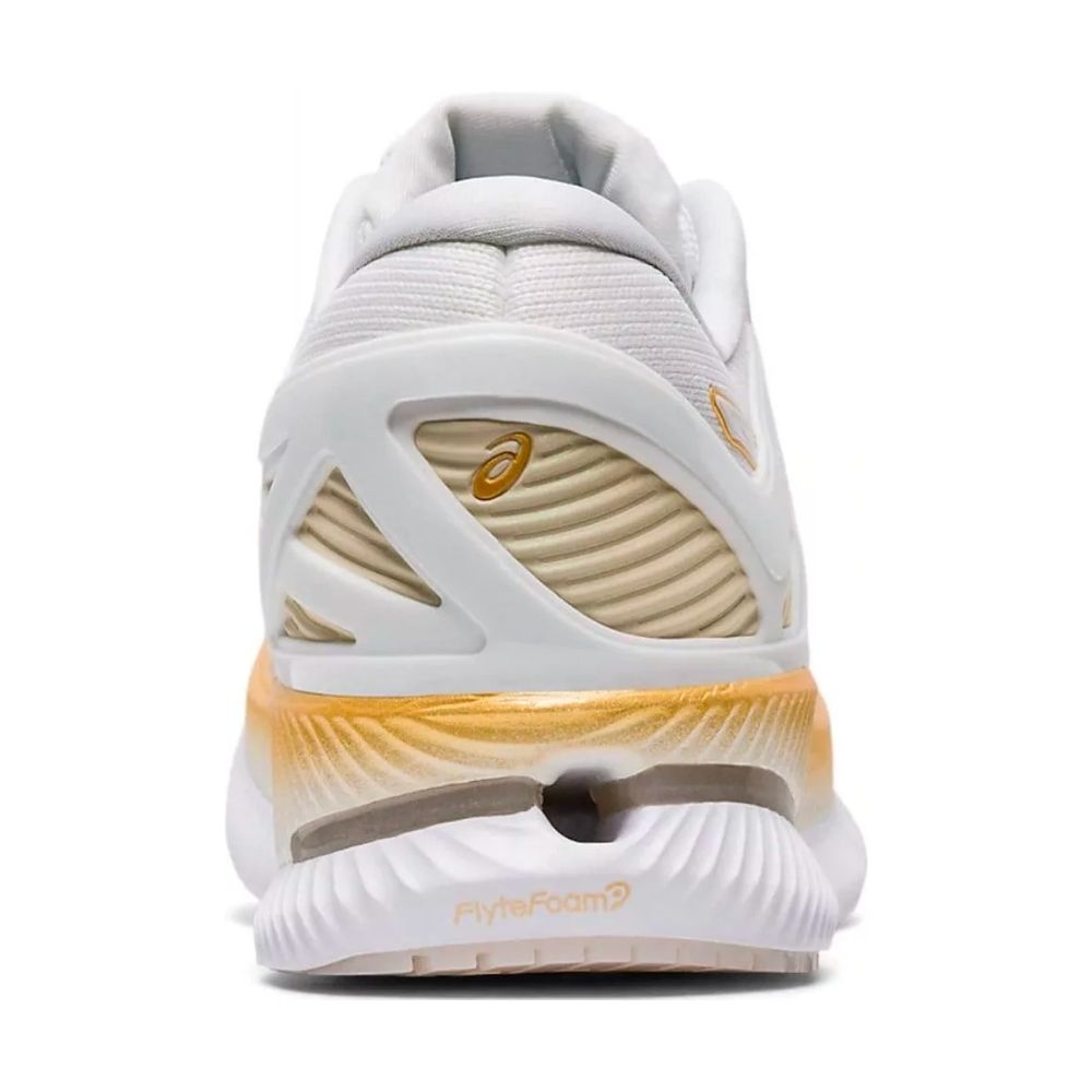 Жіночі бігові кросівки Asics MetaRide 1012A130-100