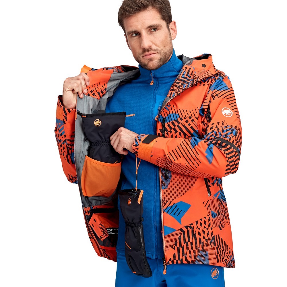 Чоловіча куртка для туризму Mammut Nordwand Visiflage HS Hooded Jacket Men 1010-28090-ARUM