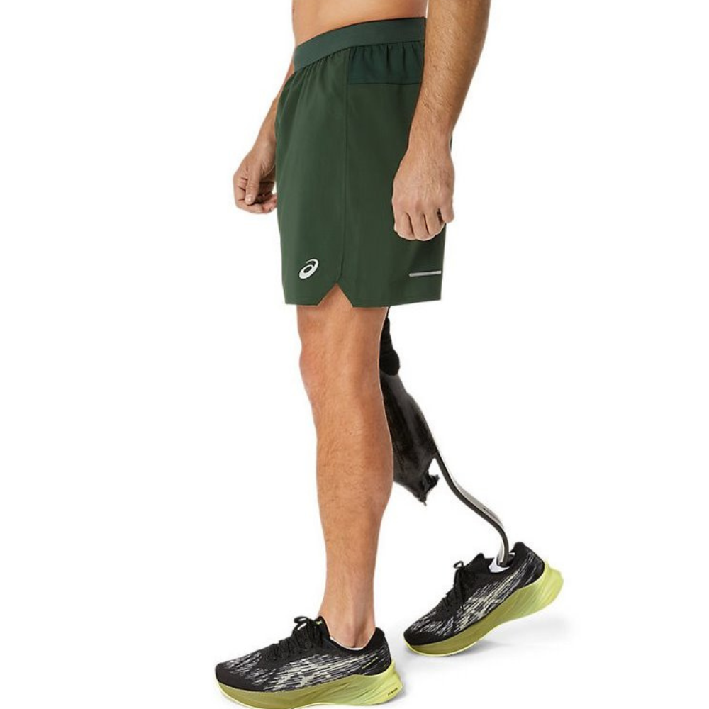 Чоловічі спортивні шорти Asics ROAD 7IN SHORT 2011C392-301