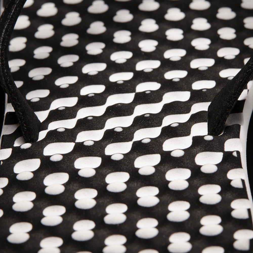 Жіночі в'єтнамки Adidas Eezay Dots B23738