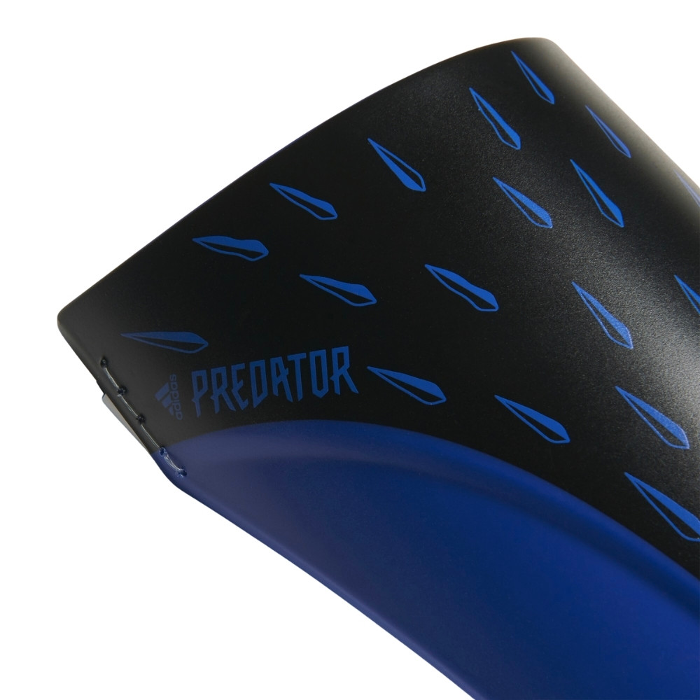 Футбольні щитки Adidas Predator Training GK3519