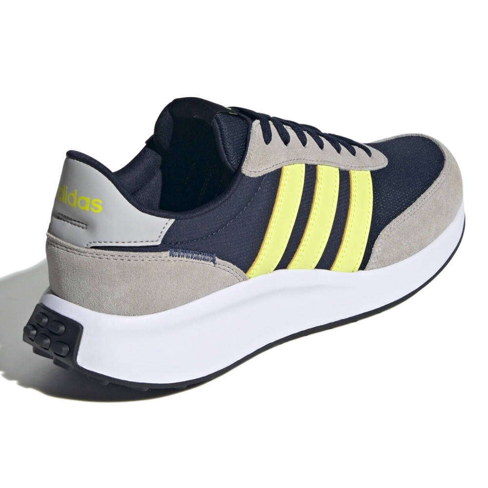 Чоловічі демісезонні кросівки Adidas RUN 70s IG1184