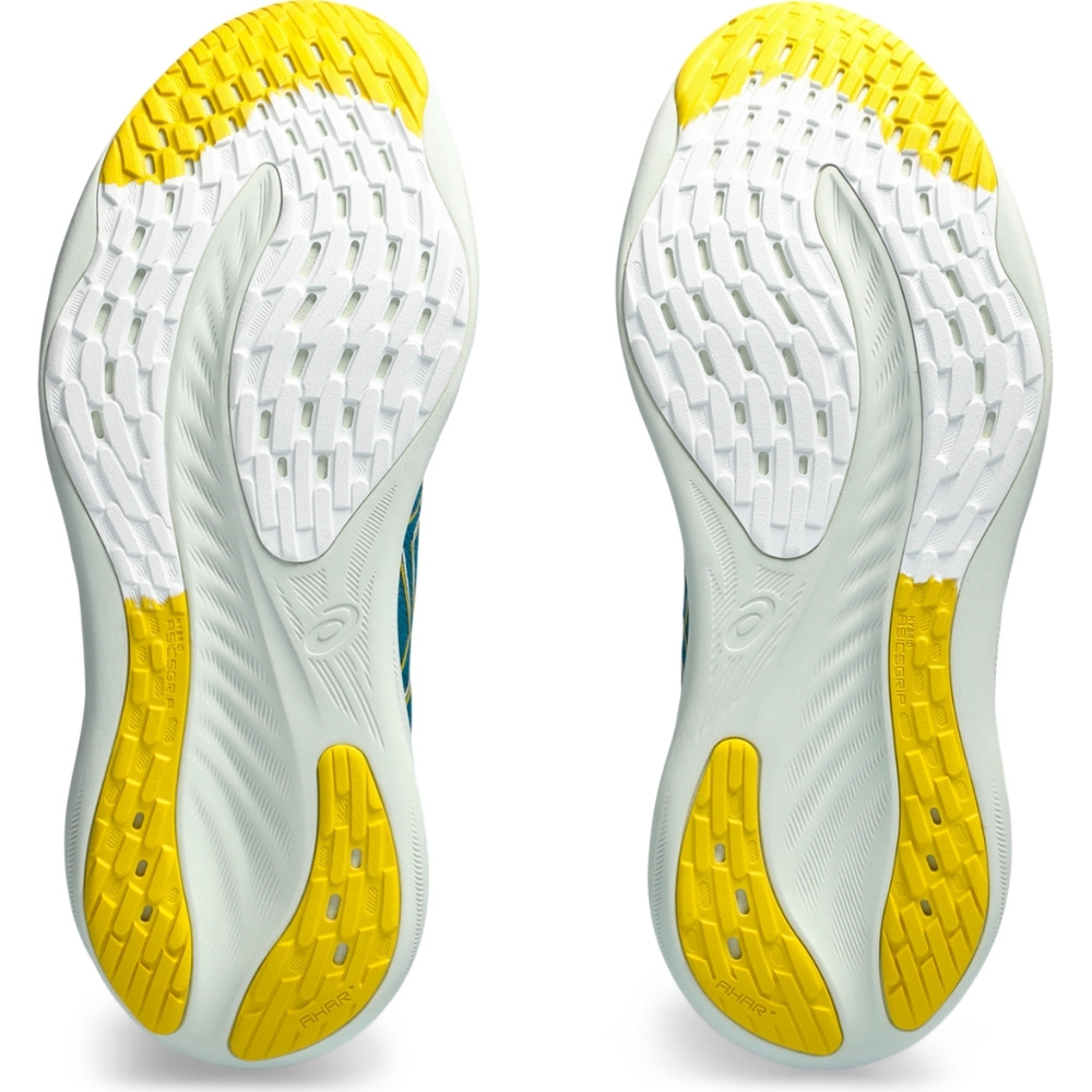 Чоловічі бігові кросівки Asics GEL-NIMBUS 26 1011B794-402