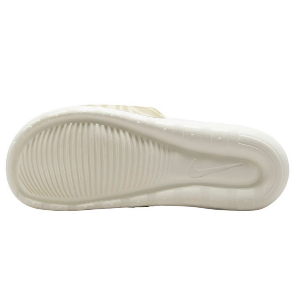 Жіночі шльопанці W NIKE VICTORI ONE SLIDE PRINT CN9676-105
