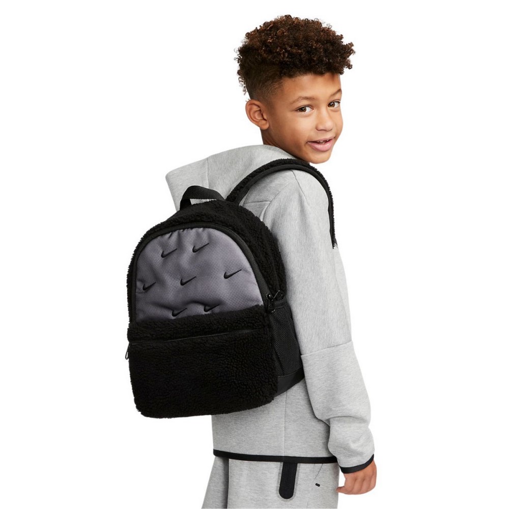 Дитячий рюкзак Nike Brsla Jdi Mini Bkpk Shrpa DQ5340-010