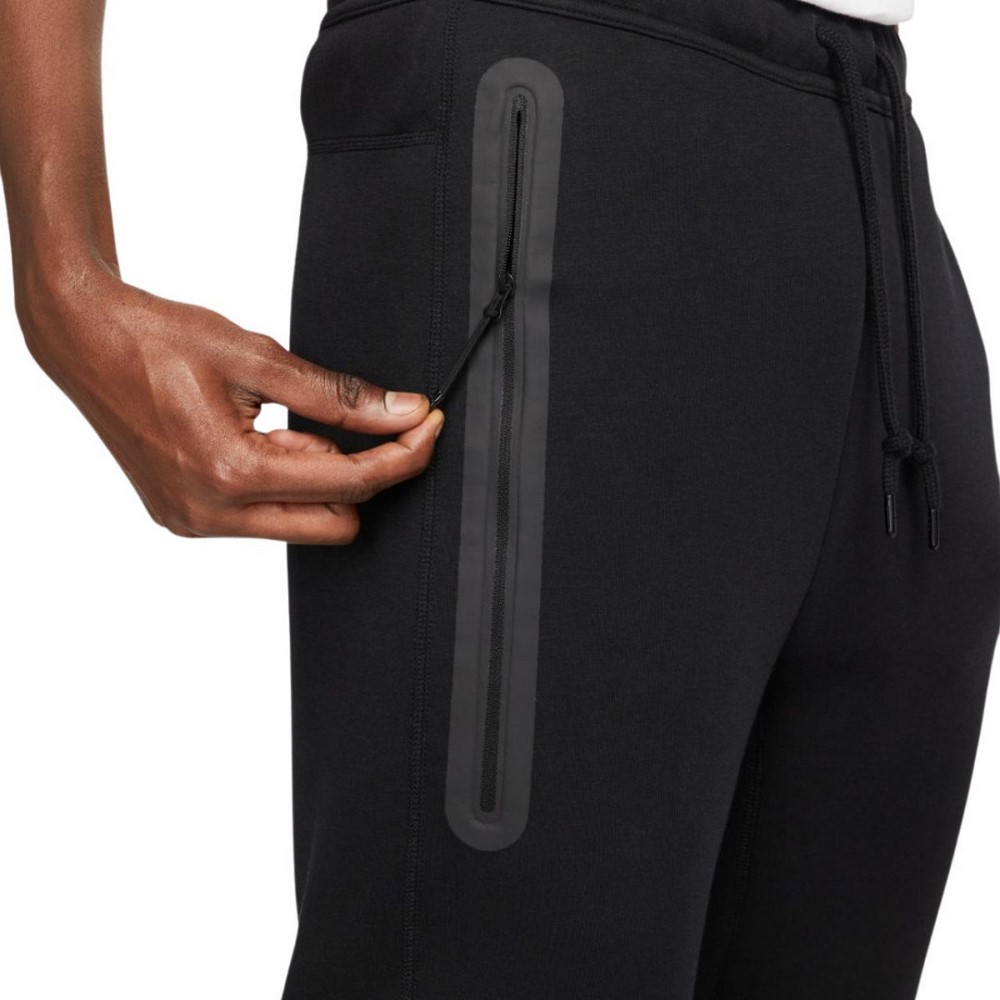 Чоловічі спортивні штани Nike Tech Fleece JGGR FB8002-010