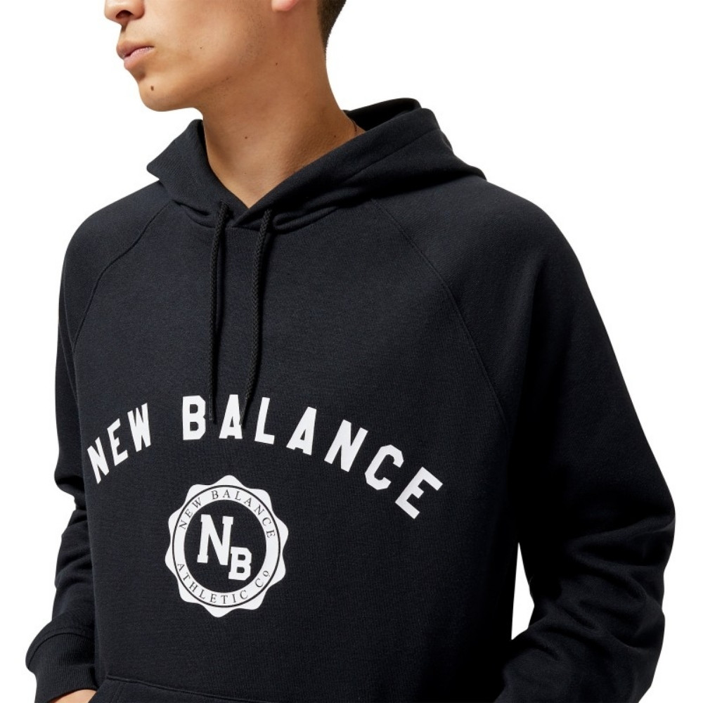 Чоловіче худі New Balance Sport Seasonal MT31901BK