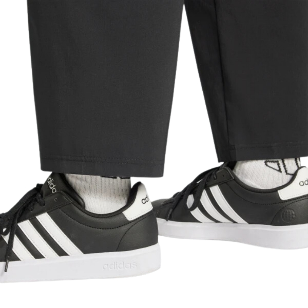 Чоловічі спортивні штани Adidas M City Escape Stretch-Woven IV7421