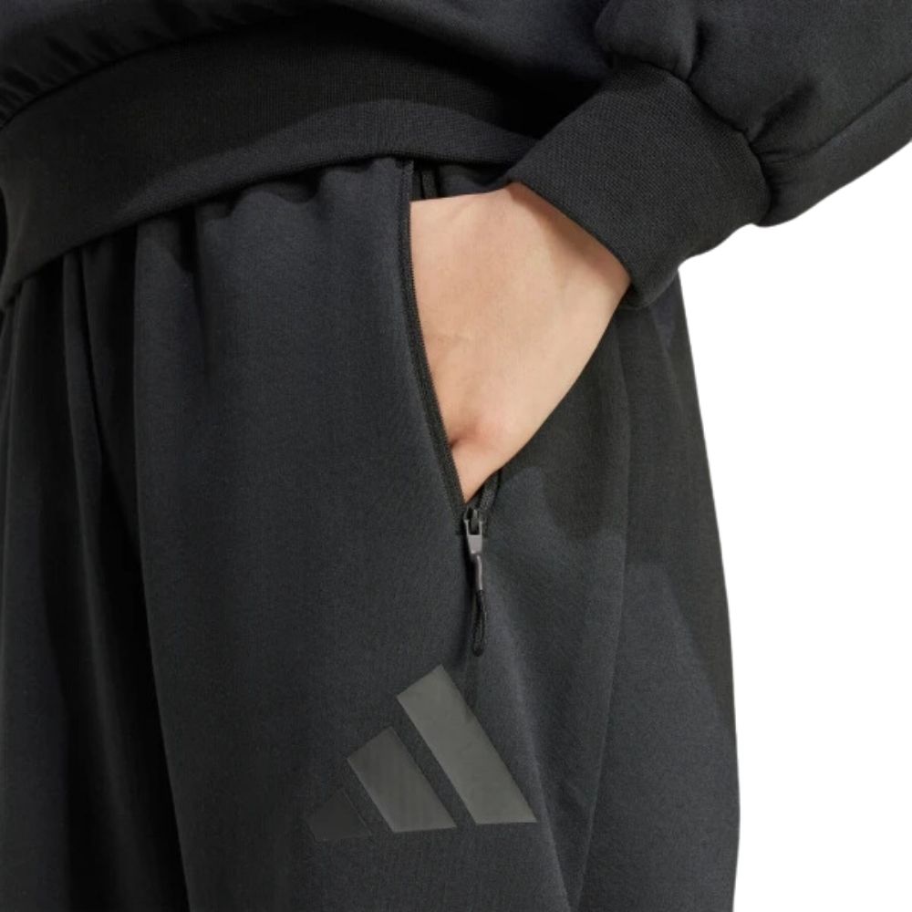 Жіночі спортивні штани Adidas W Z.N.E. Barrel JE7850