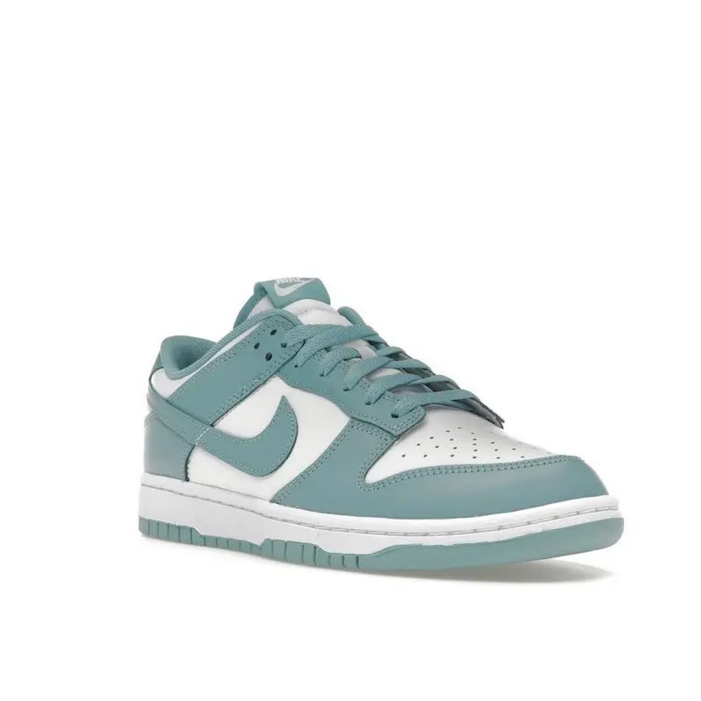Чоловічі кросівки Nike DUNK LOW RETRO DV0833-106