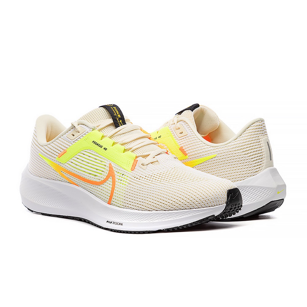 Чоловічі кросівки бігові Nike Pegasus 40 DV3853-101 DV3853-101