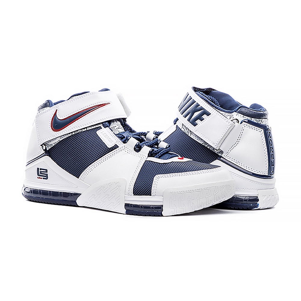 Чоловічі кросівки Nike ZOOM LEBRON II DR0826-100
