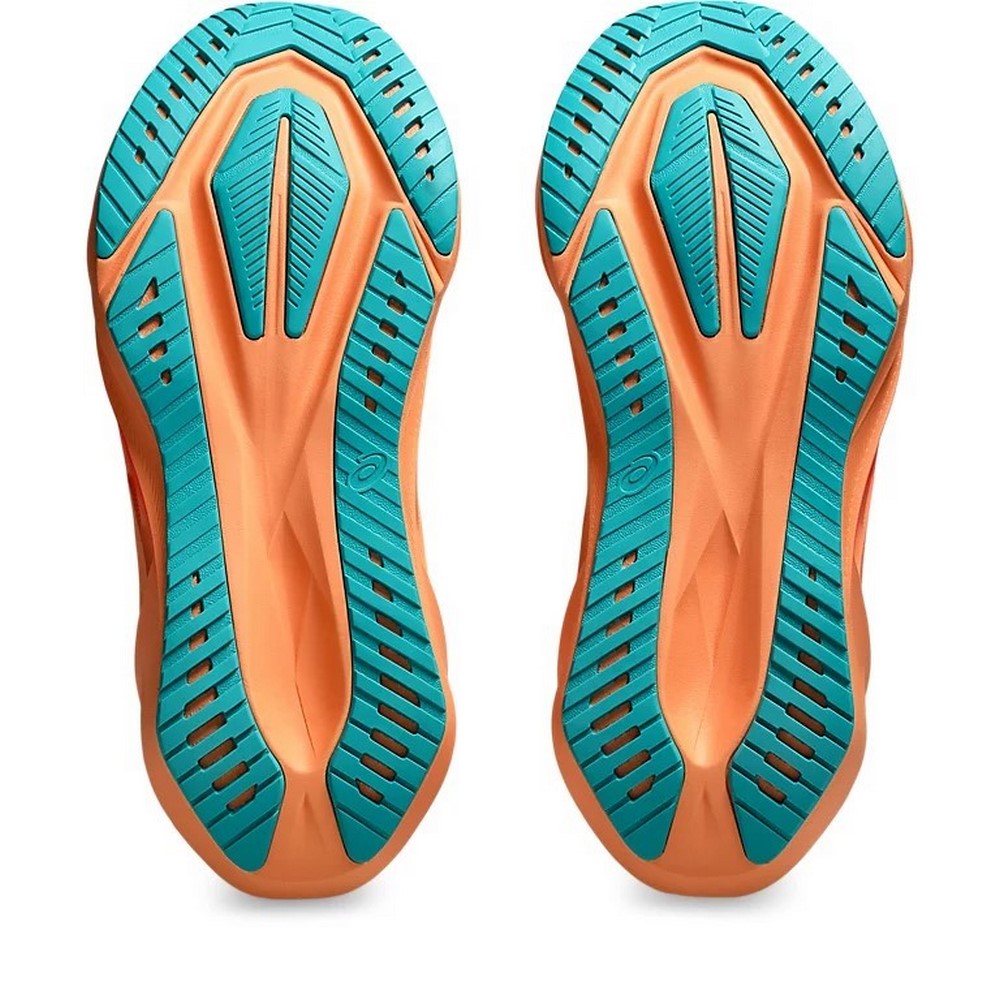 Чоловічі бігові кросівки Asics NOVABLAST 5 1011B974-400