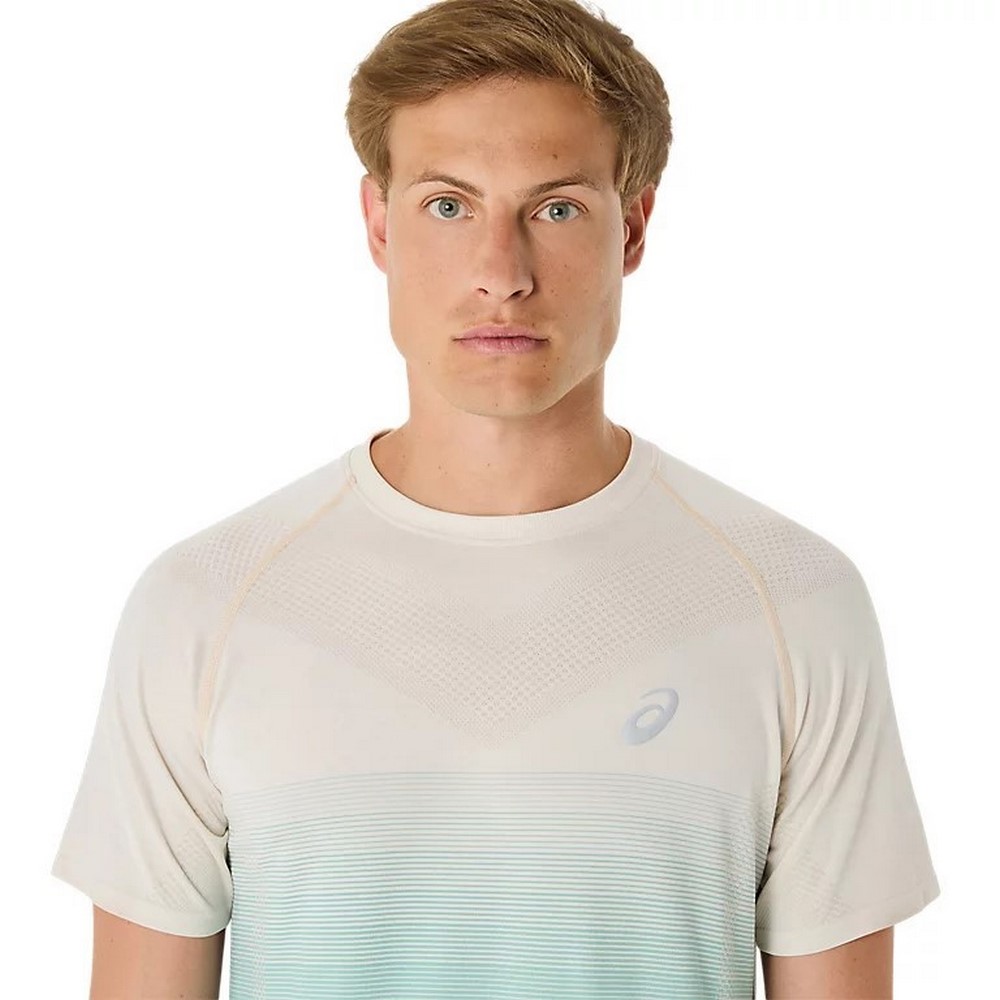 Чоловіча спортивна футболка Asics SEAMLESS SHORT SLEEVE TOP 2011C398-201