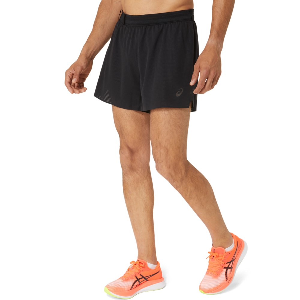 Чоловічі шорти ASICS METARUN 5IN SHORT 2011C978-001