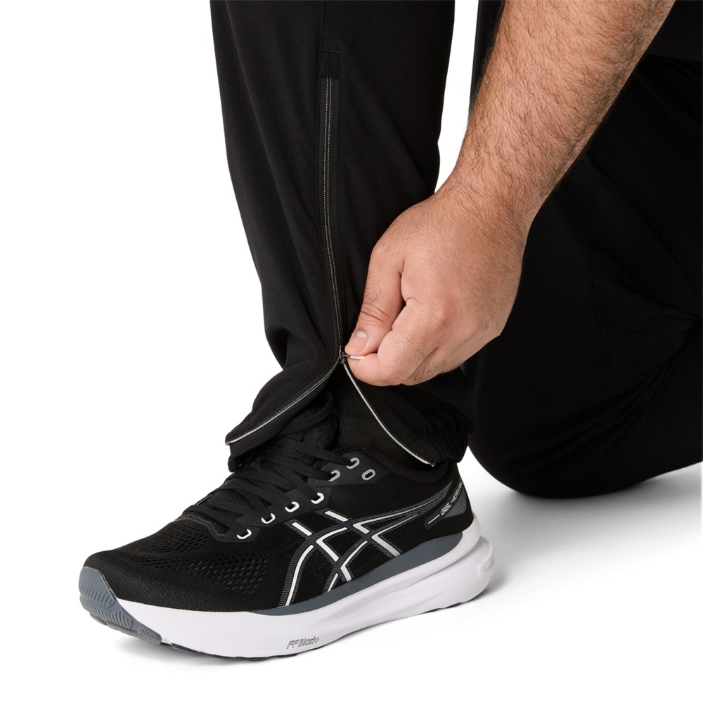 Чоловічі брюки ASICS CORE WOVEN PANT 2011D224-001