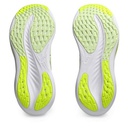 Чоловічі бігові кросівки Asics GEL-NIMBUS 26 1011B794-301