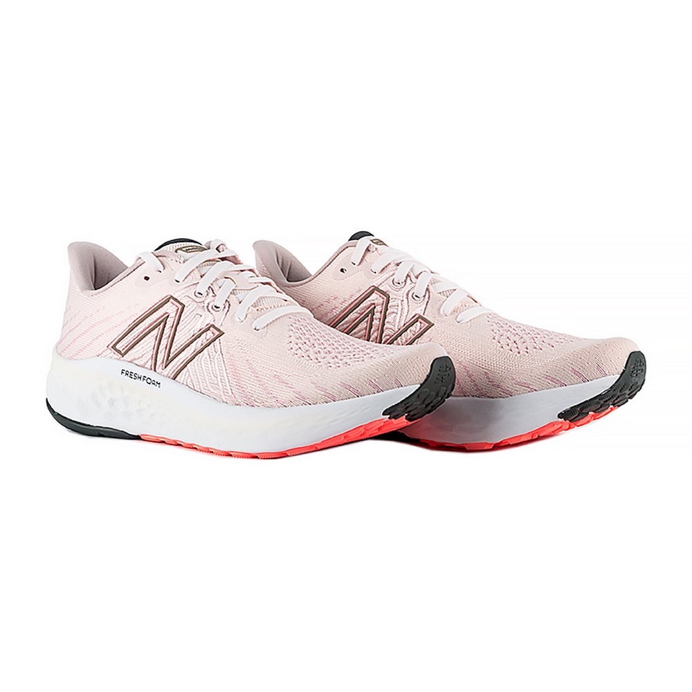 Жіночі кросівки New Balance FF VONGO V5 WVNGOCP5