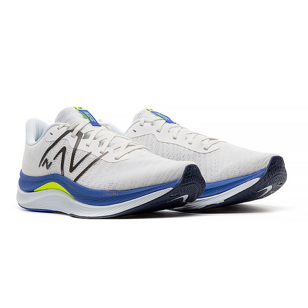 Чоловічі кросівки New Balance FuelCell Propel v4 MFCPRCW4